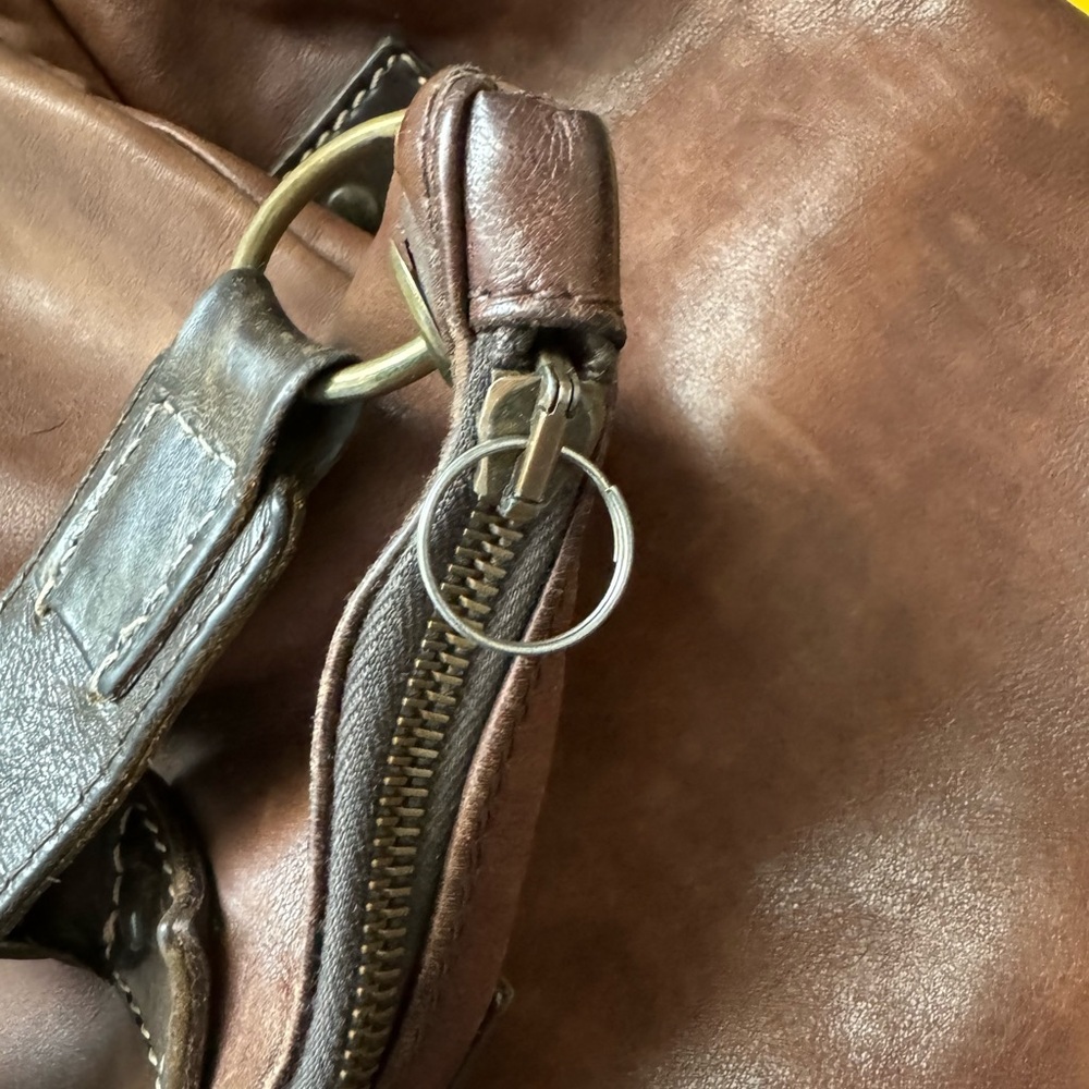 JOHN VARAVATOS Italian Leather Messenger Bag - Picture 9 of 16